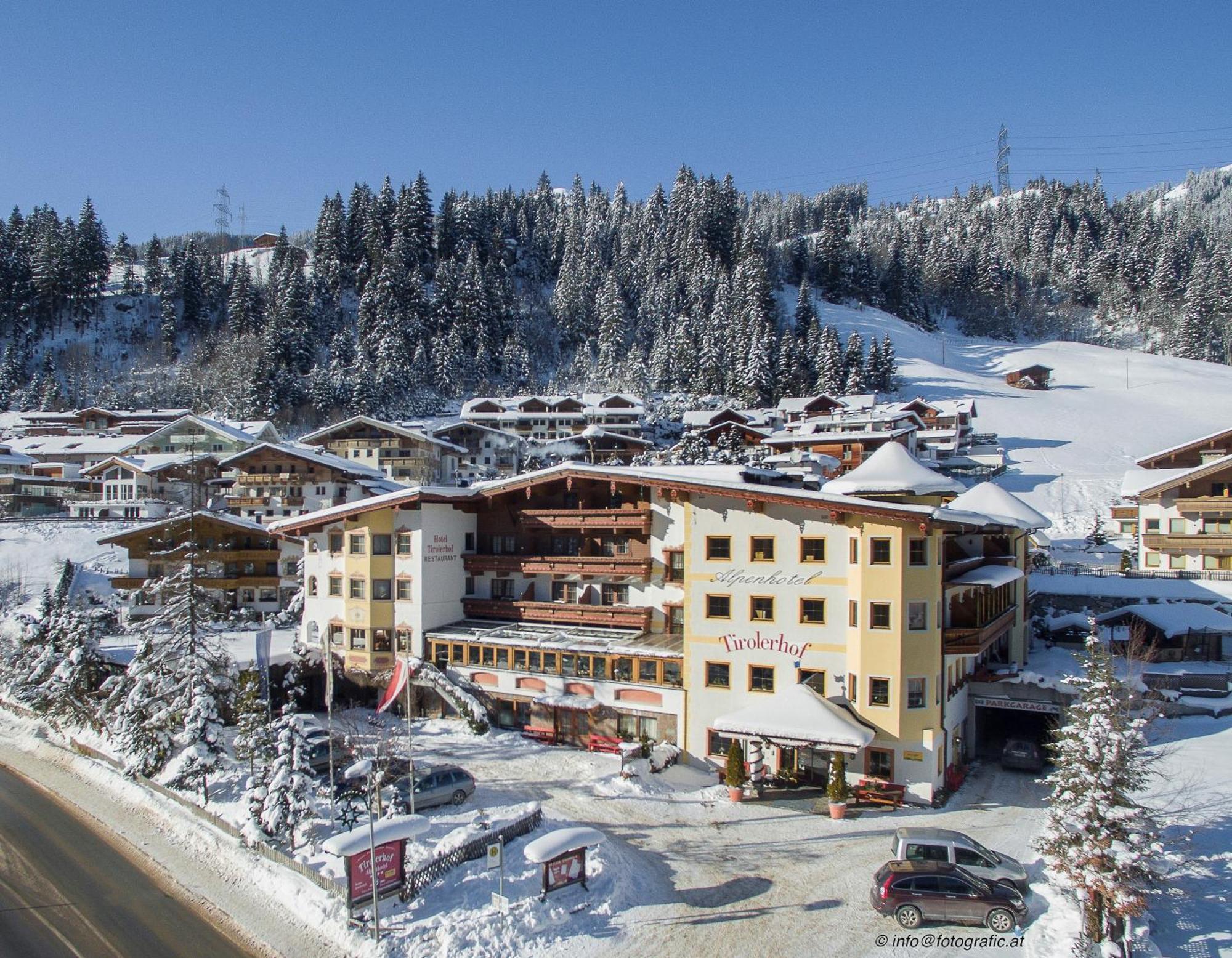 Alpenhotel Tirolerhof Герлос Экстерьер фото