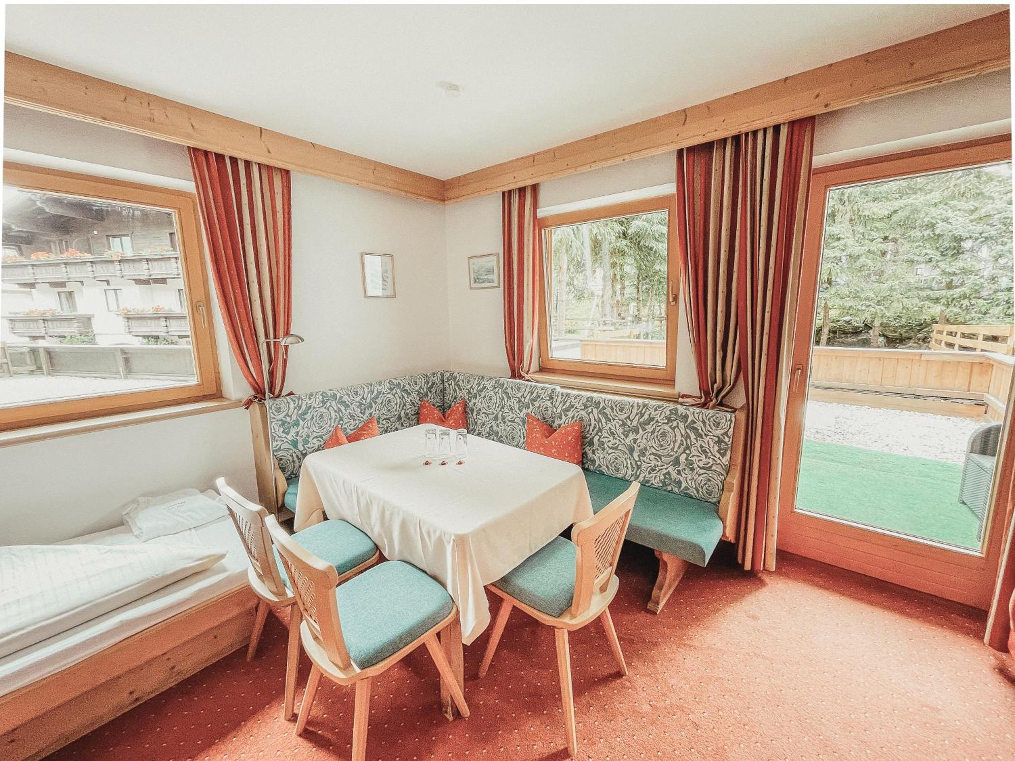 Alpenhotel Tirolerhof Герлос Номер фото